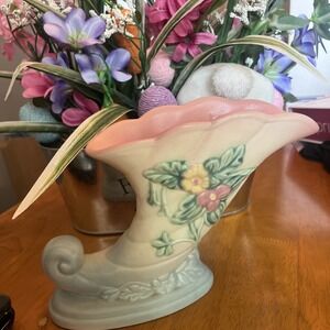 Vintage‎ Hull Art Pottery Wildflower Cornucopia Vase Pink & Blue USA Pristine